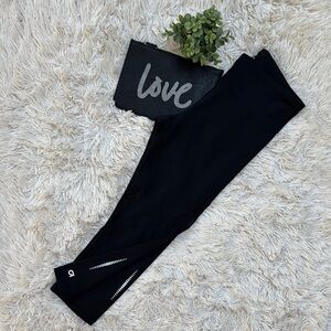 Gap Fit Capri Athletic Leggings 💗 Black